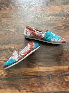 TOMS Alpargata Classic Slip-Ons